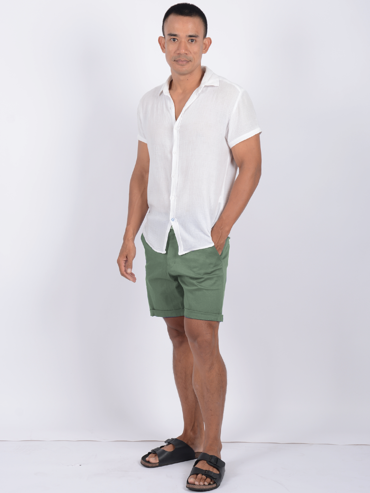 Short de ville kaki