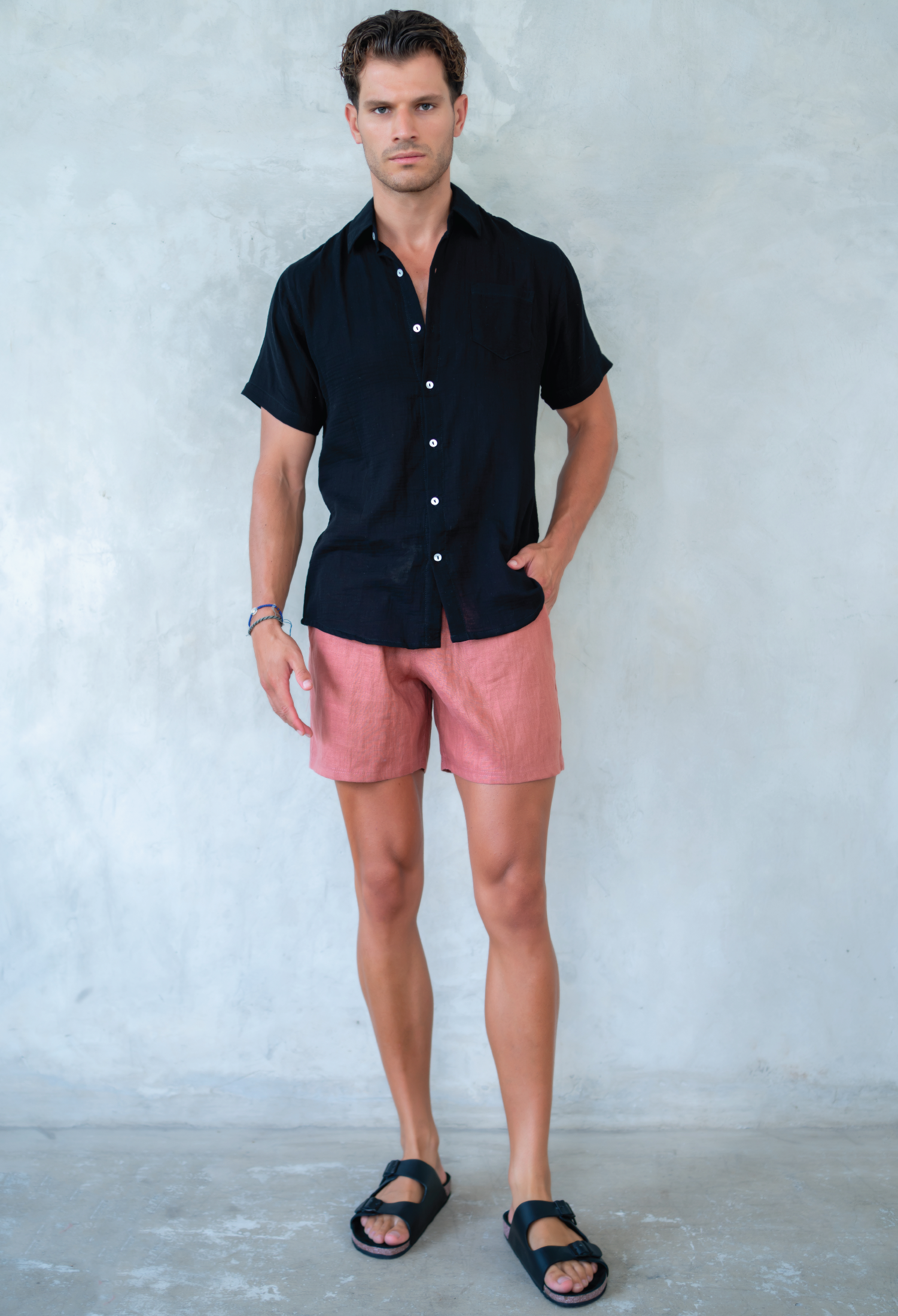 Julio Terracota Pendek