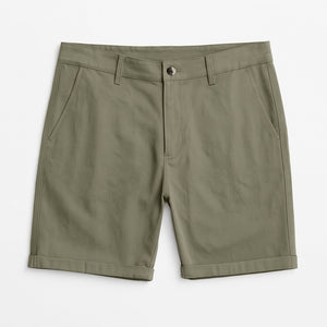 Casual khaki shorts above the knee, featuring clean design and front pockets